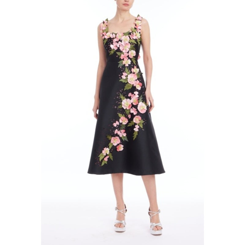Badgley Mischka - Womens Flrl Applique