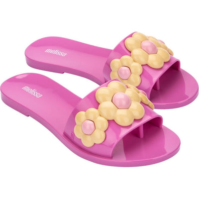 Melissa - Womens Babe Spring Ad Slide