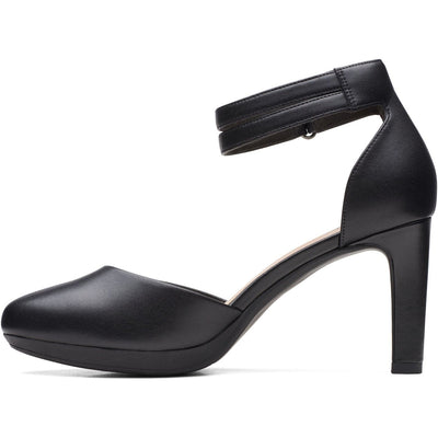 Clarks - Womens Ambyr Skip Shoes