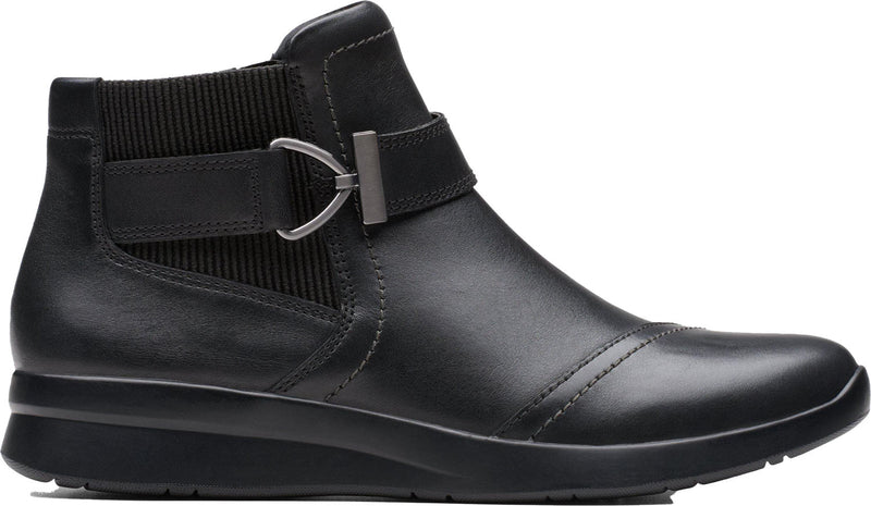 Clarks - Womens Ellowyn Strap Boot