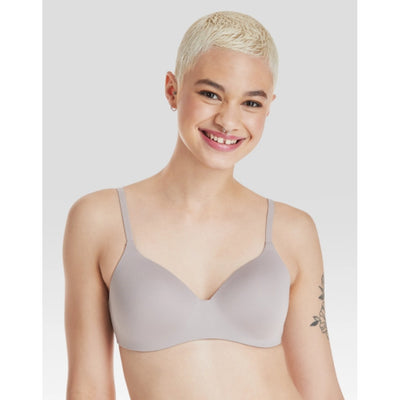 Hanes - Womens Concealing Petals Wireless Bra with Convertible Straps