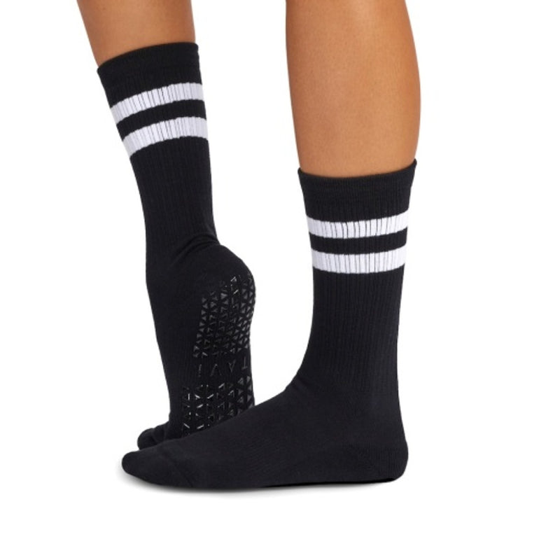 Thirty Three Threads - Unisex Grip Kai Ebony