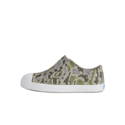 Native Shoes - Unisex Jefferson Print Kids - Silk Grey/ Shell White/ Vetiver Camo