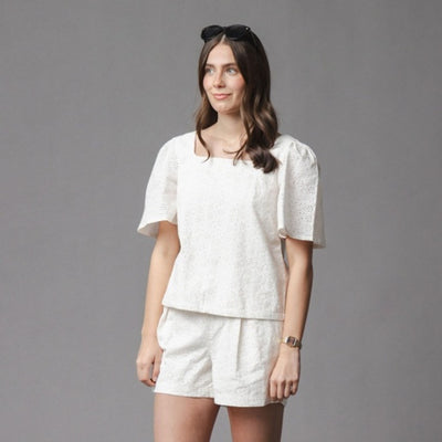 Hope & Henry - Womens Organic Flounce Sleeve Eyelet Top