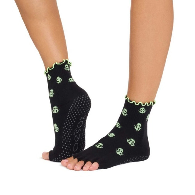 Thirty Three Threads - Unisex Grip H/T Melody Ruffle U Agw