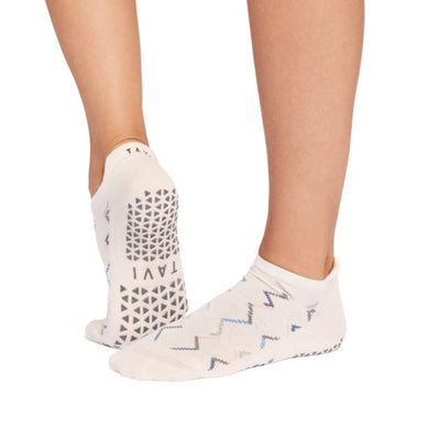 Thirty Three Threads - Unisex Grip Savvy Meringue - Meringue