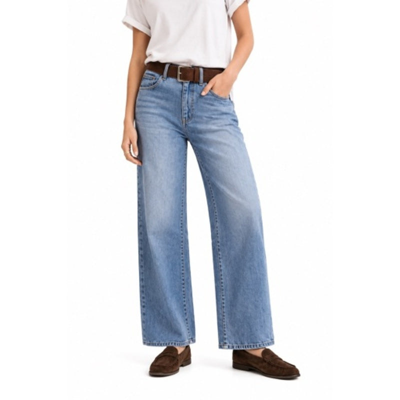 1822 Denim - Womens 30" Wide with Suede Blt