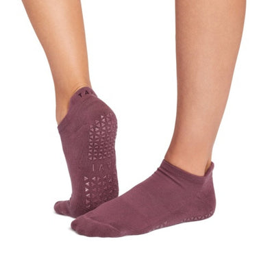 Thirty Three Threads - Unisex Grip Savvy Wine - Wine