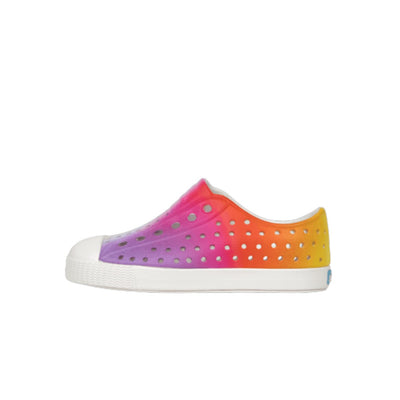 Native Shoes - Unisex Jefferson Print Kids - Shell White/ Shell White/ Rainbow Spray