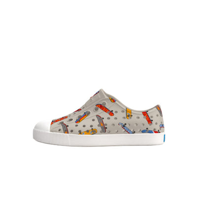 Native Shoes - Unisex Jefferson Print Kids - Silk Grey/ Shell White/ Skateboards